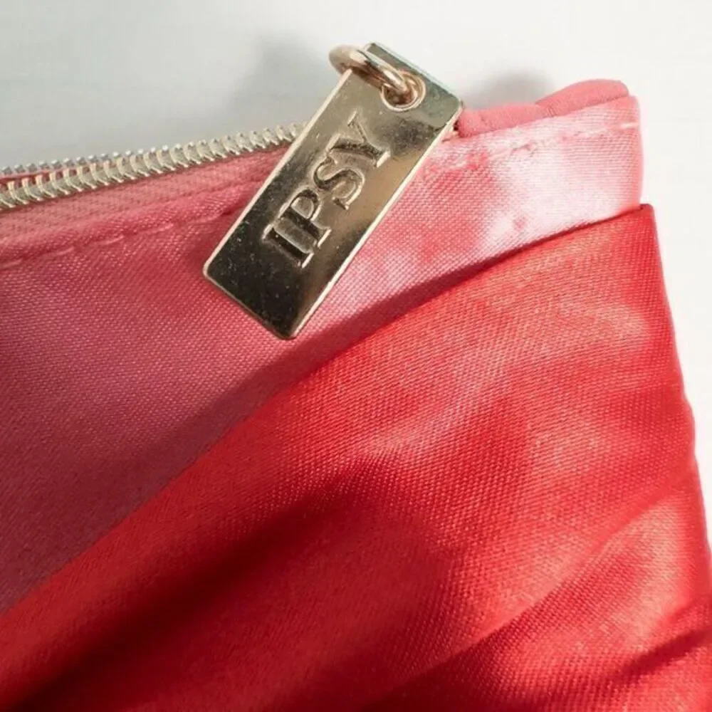 5/$20‎ NWOT Ipsy Glam Bag December 2024 Gift Bow Satin Holiday Red Pink Party